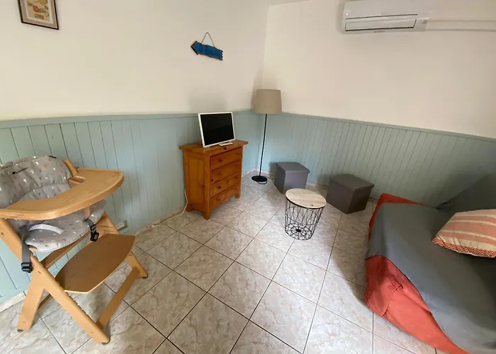 T2 Terrasse, Calme, Proche Et Commodités Hébergement de vacances *