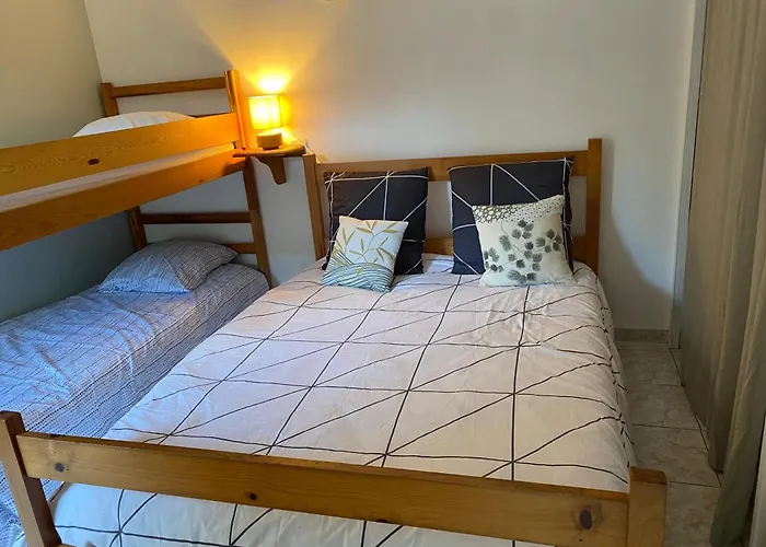 T2 Terrasse, Calme, Proche Et Commodites Feriehus