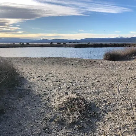 T2 Terrasse, Calme, Proche Et Commodites Le Barcarès