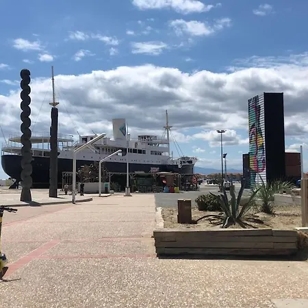 T2 Terrasse, Calme, Proche Et Commodites Le Barcarès