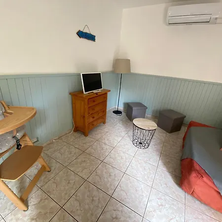 Le Zodiaque A La Clim Terrasse 4 Personnes Сasa de vacaciones *