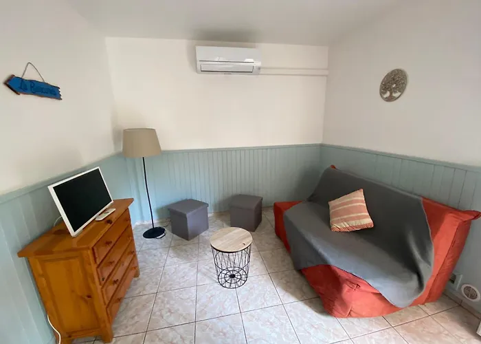 T2 Terrasse, Calme, Proche Et Commodites Le Barcarès