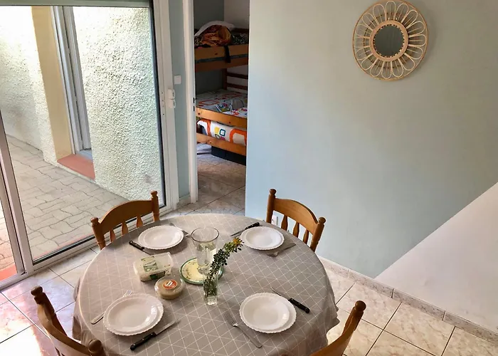 別荘 T2 Terrasse, Calme, Proche Et Commodites